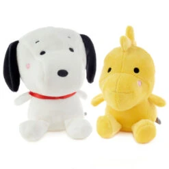 Hallmark Better Together Peanuts® Snoopy And Woodstock Magnetic Plush, 5.25" -Hallmark Store Better Together Peanuts Snoopy and Woodstock Magnetic Plush 1BTG1024 04