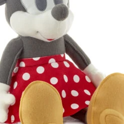 Hallmark Disney Minnie Mouse Plush, 11" -Hallmark Store Disney Minnie Mouse Plush 1DYG2109 04