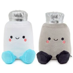Hallmark Better Together Salt And Pepper Magnetic Plush Pair, 5" -Hallmark Store Salt and Pepper Shakers Magnetic Stuffed Animal Set 1KID3016 03