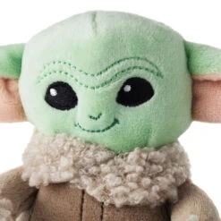 Hallmark Star Wars: The Mandalorian™ Grogu™ Plush Gift Card Holder -Hallmark Store The Mandalorian Stuffed Grogu Gift Card Holder 1SHP2183 04